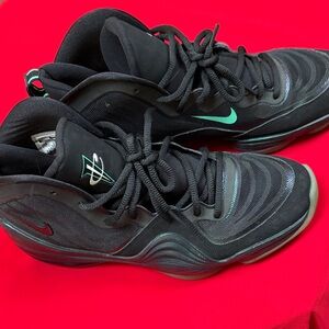 Nike size 9 Air Penny The Storm Is Over black & emerald sneakers! EUC!
